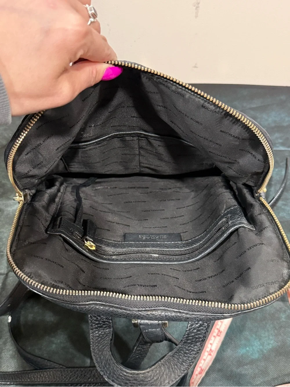 🔥Michael Kors Black Leather Backpack with Gold Hardware EC 🔥